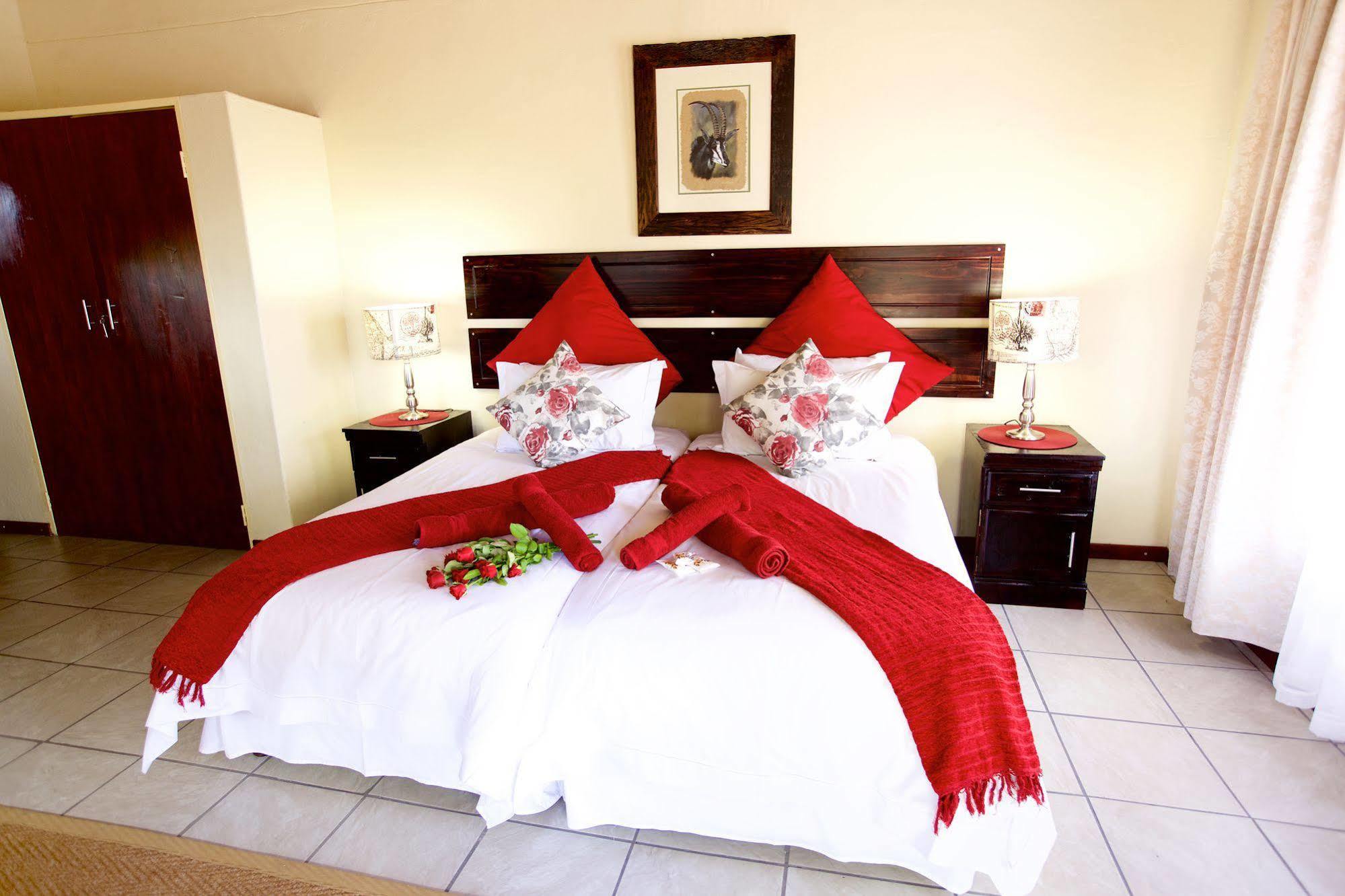 Tshukudu Game Lodge - Hoedspruit Exterior photo